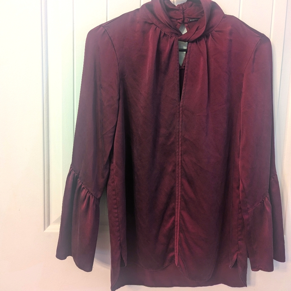 100% Silk Elie Tahari Shirt